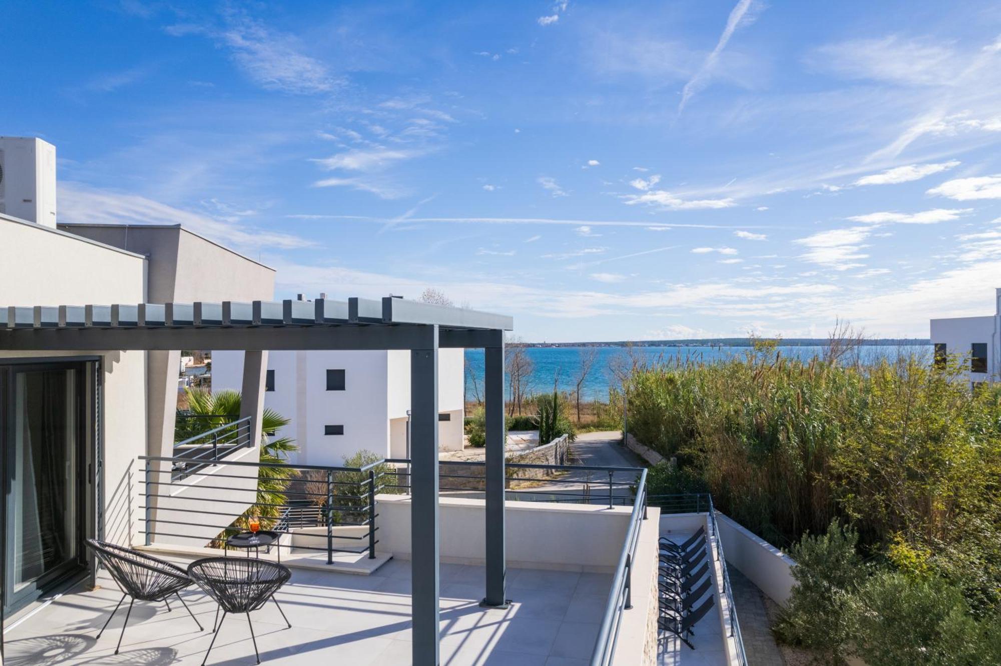 Villa Roca With Heated Pool And Sauna بريفلاكا المظهر الخارجي الصورة