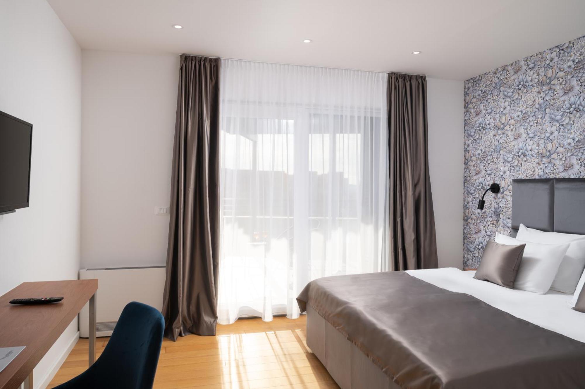 Villa Roca With Heated Pool And Sauna بريفلاكا المظهر الخارجي الصورة